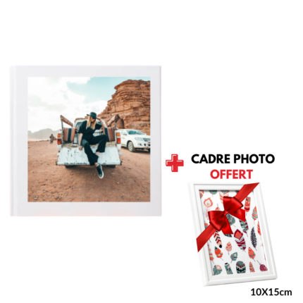 ALBUM DIGITAL AVEC COVER PERSONNALISABLE 20X20 CM